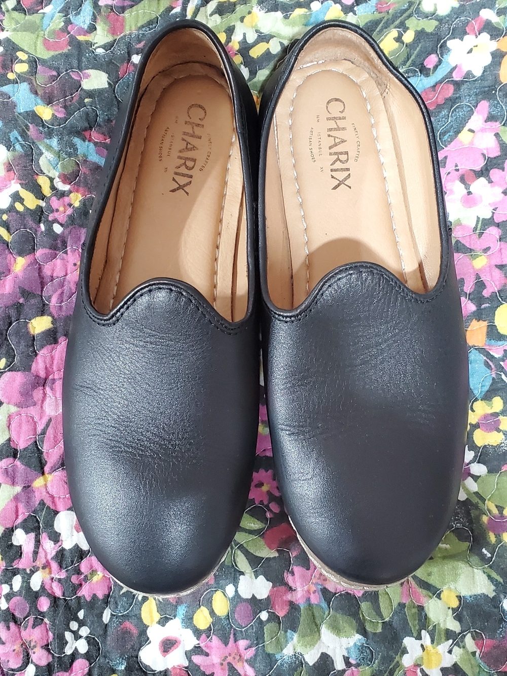 charix women's black leather slip-on eur 38